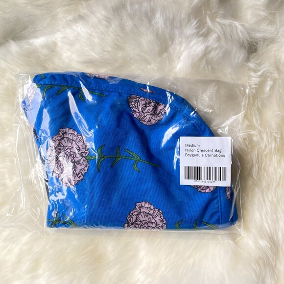 NWT boygenius x BAGGU Medium Nylon Crescent Bag - Picture 2 of 3